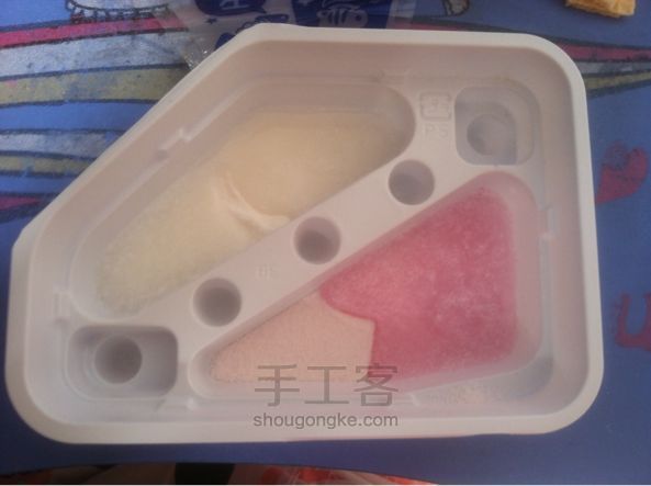 DIY食玩～草莓冰淇淋呐、 第2步
