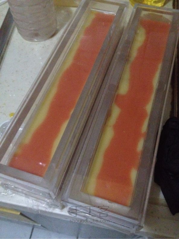 母乳彩虹皂手工diy教程 第11步