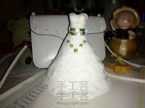 用手纸做的婚纱，~