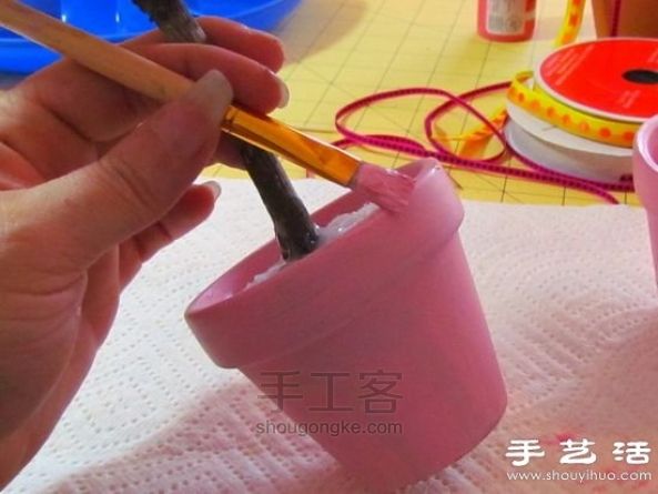 【转发】DIY手工制作漂亮的纸艺花卉盆景 第13步