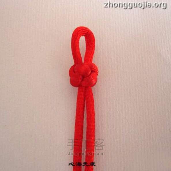 简单漂亮的红绳手链 中国结手绳教程 第1步