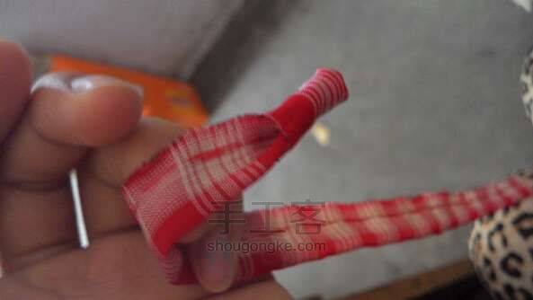 布头绳制作 第2步