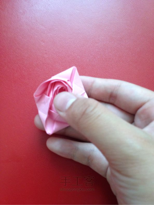玫瑰花手工折纸 第17步