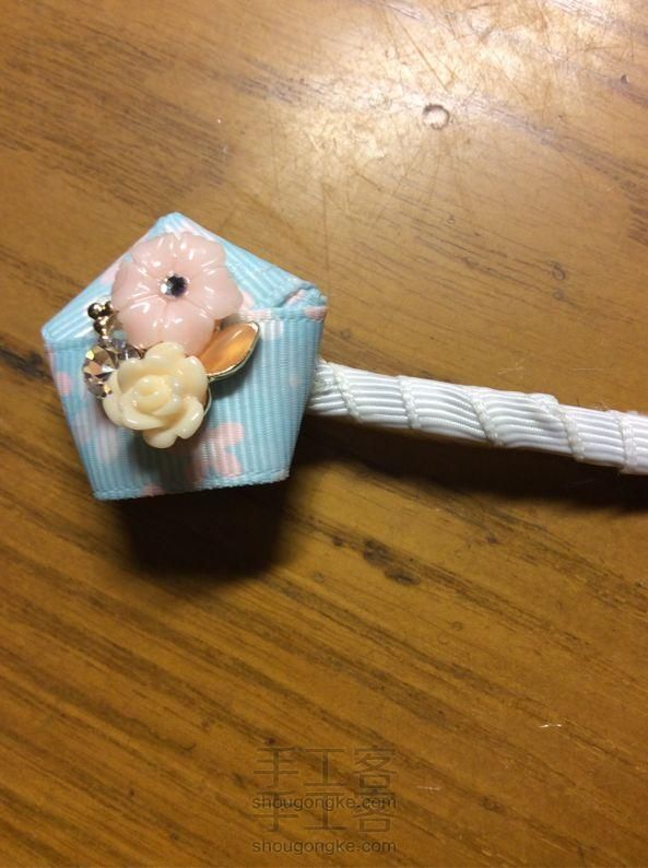 用丝带折一个萌萌哒星星