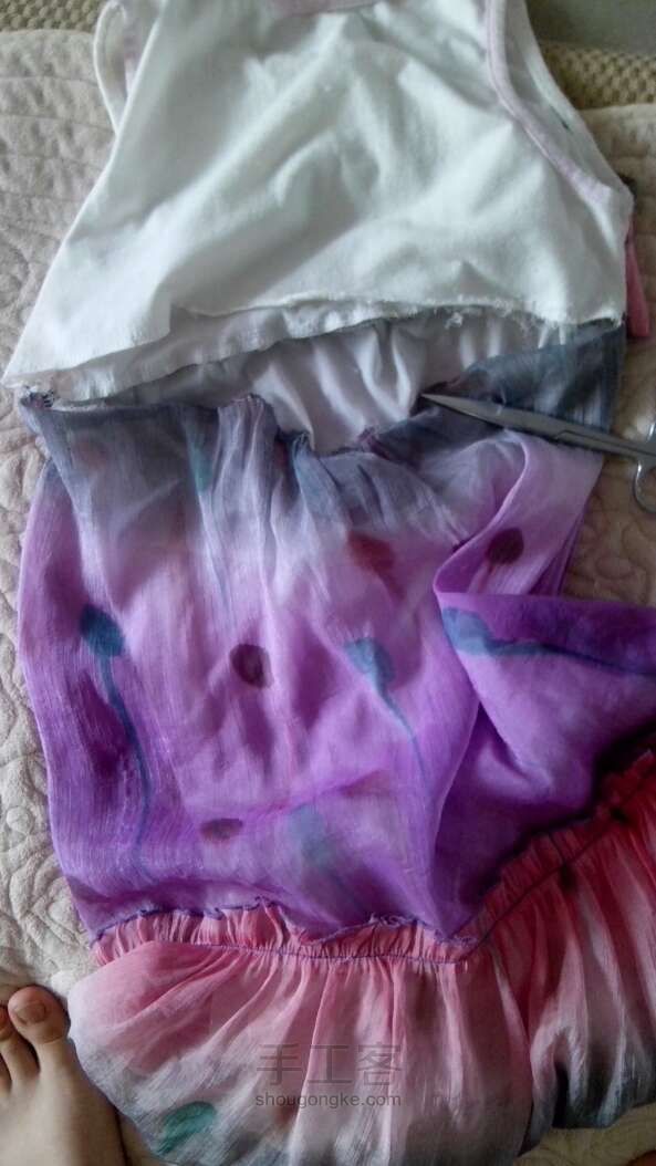 一件衣服秒变华美包包  旧物改造 第3步