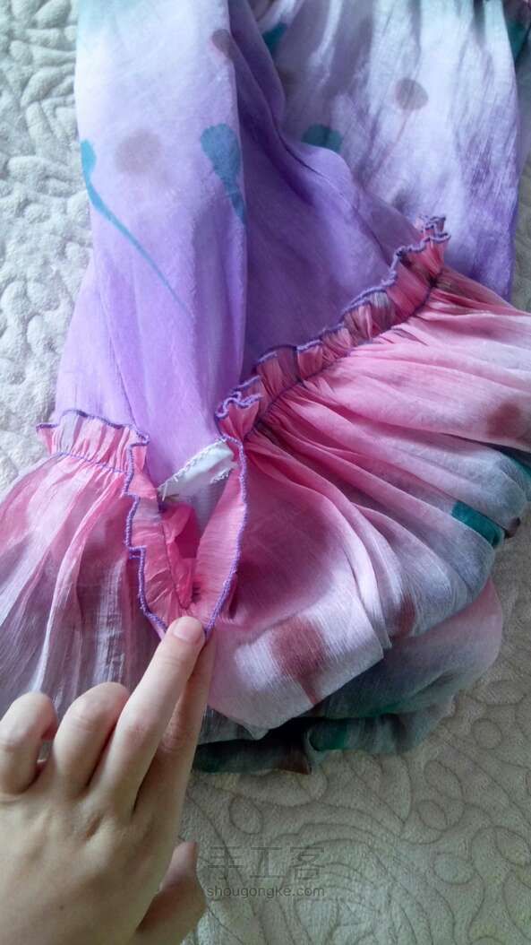 一件衣服秒变华美包包  旧物改造 第5步