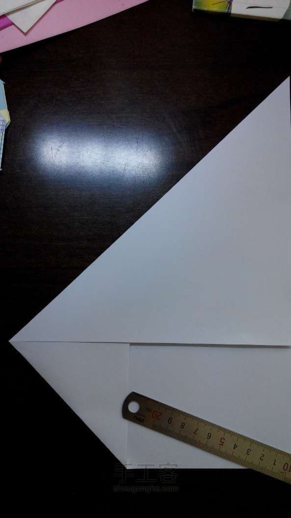 一张A4纸折叠带羽毛的信封！ 第3步