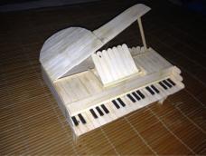 非常简单的一款八音盒钢琴，来看看吧