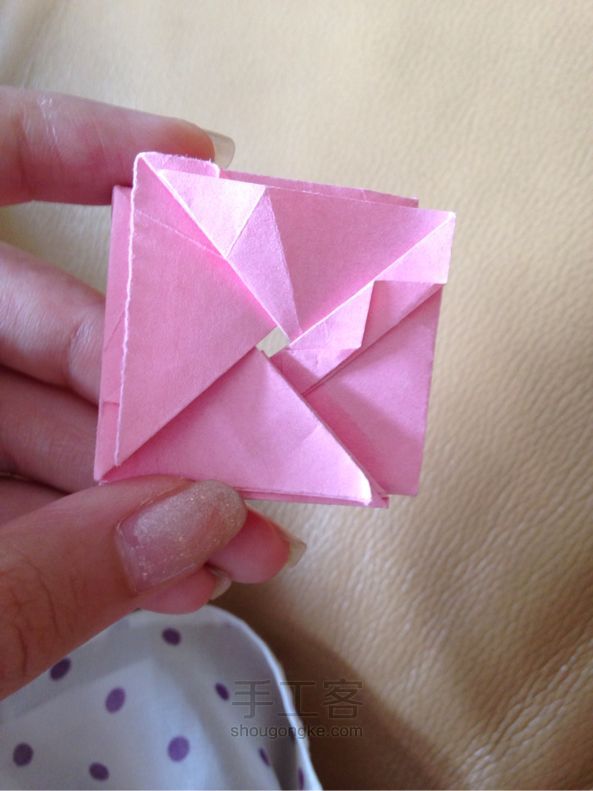 我来补充一下糖果盒折纸的拼接教程 第30步