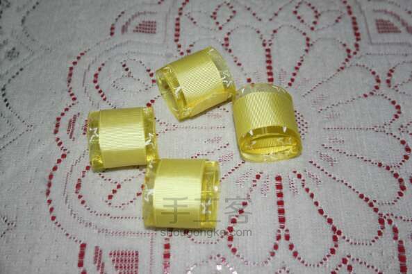 嫩黄可爱发饰2款diy 第3步