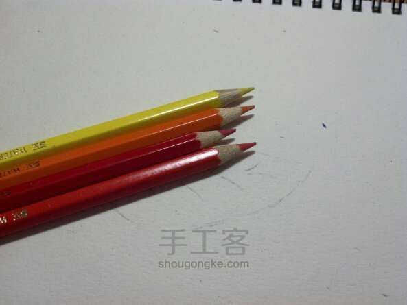 水溶性彩色铅笔•手绘树叶 第9步