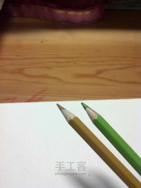 水溶性彩色铅笔•手绘树叶 第25步