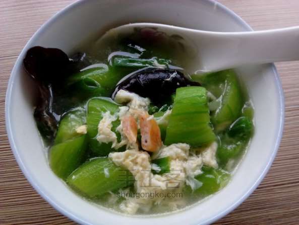 夏日美容的丝瓜汤做法 第7步