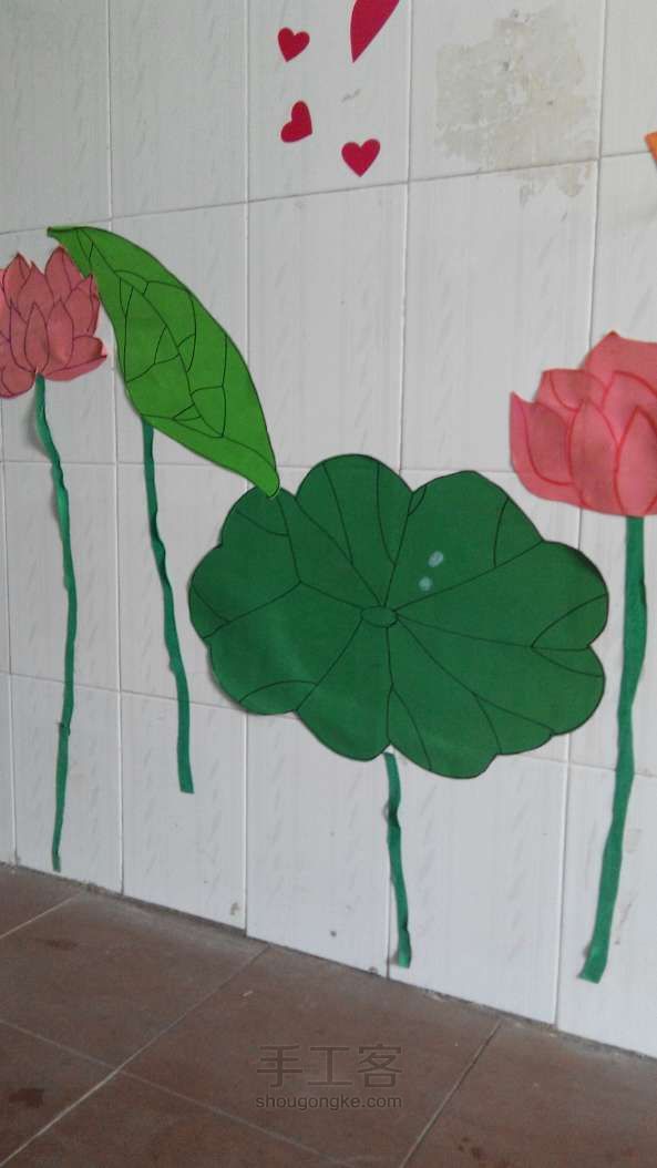 幼儿园的手工墙壁纸贴画 第2步