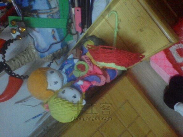 漂亮的小花伞   可适合于小玩具如芭比 第12步