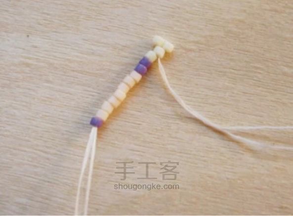 串珠戒指制作教程 第6步