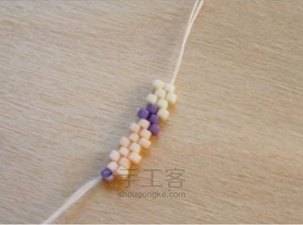 串珠戒指制作教程 第10步