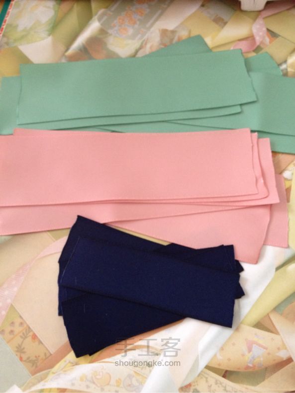 莲花发饰 第2步