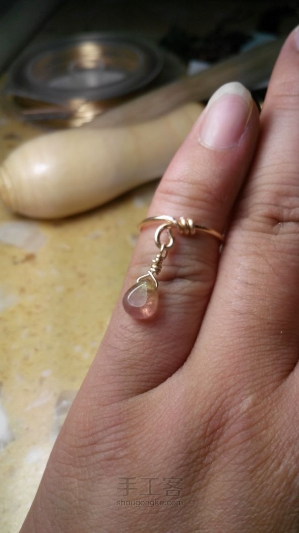 【老六の手作】绕线戒指简单的挂件碧玺戒指·戴着最舒服的版本。 第9步