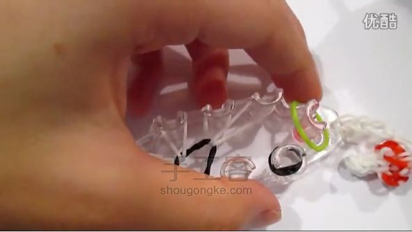 彩虹织机DIY pocker dots bracelet 第16步