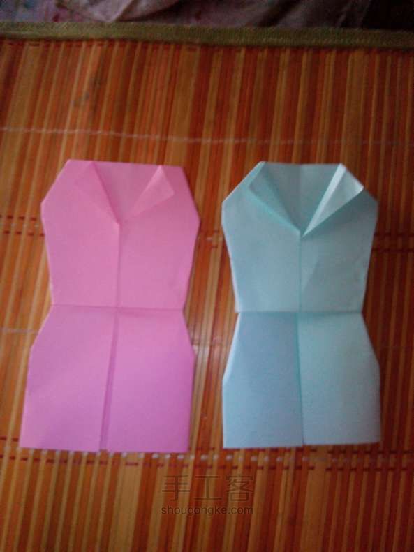 可爱折纸之修身连衣裙 第6步