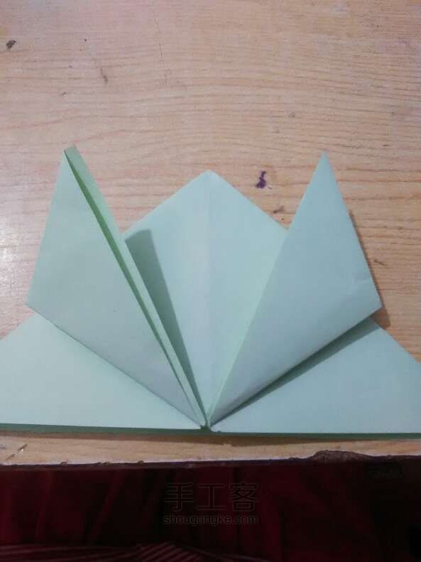 青蛙王子 折纸手工 第4步