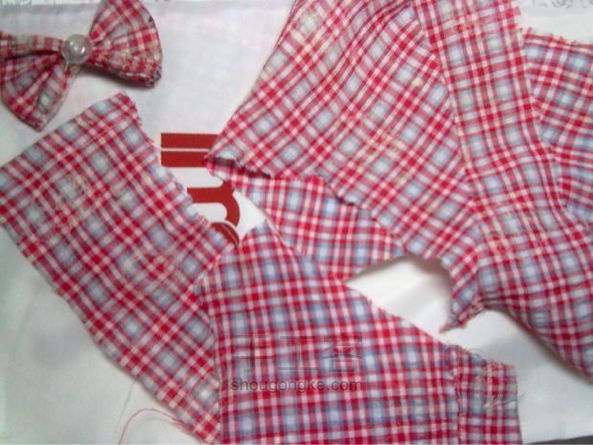 用旧衣服改造狗狗衣衣,宠物衣服DIY图解 第2步