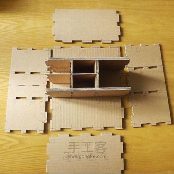 用废纸壳DIY收纳柜,简单实惠的收纳小物DIY教程 第2步