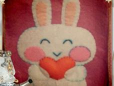 可爱的包子脸爱心兔
