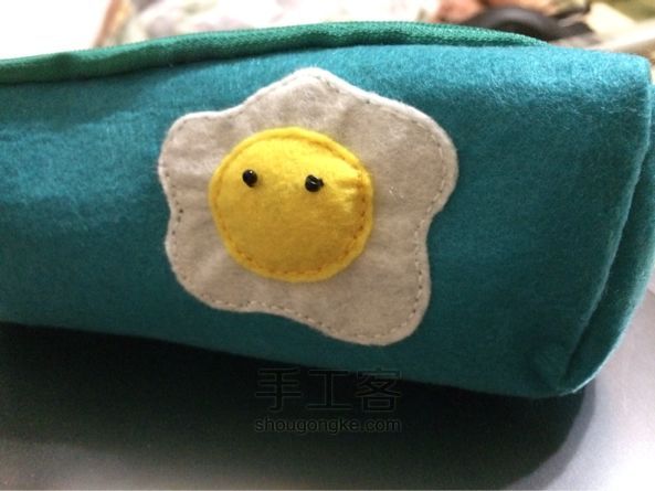 不织布笔袋 第2步