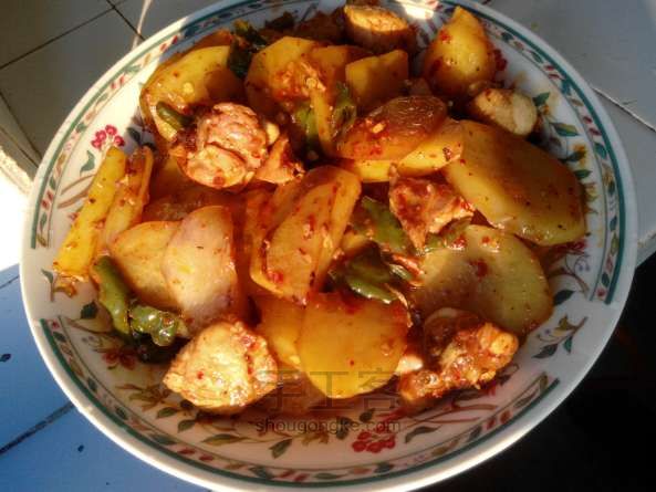 土豆片烧鸡烹饪方法 第1步