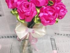 美丽的缎带玫瑰花，用途非常广泛
