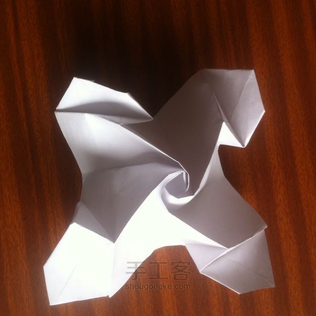 佐藤玫瑰折纸制作教程 第22步