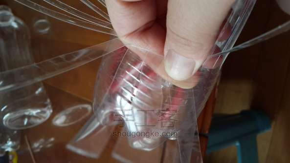 废物利用之塑料塑料饮料瓶 第7步