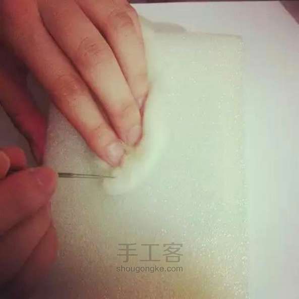 可爱的手机防尘塞小羊玩偶手工DIY 第1步