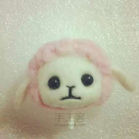 可爱的手机防尘塞小羊玩偶手工DIY 第16步