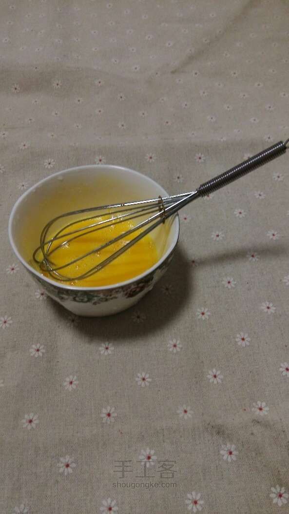 DIY两分钟厨房美味微波炉蛋糕 第2步
