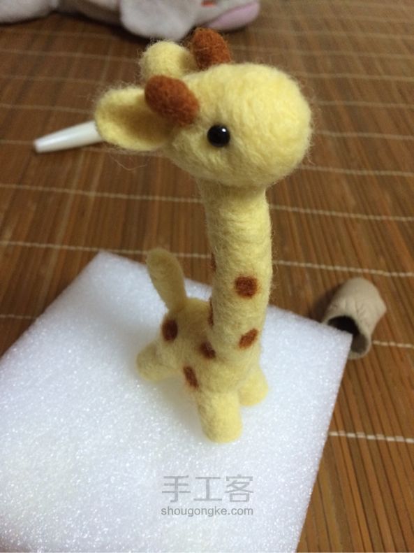 羊毛毡mini长颈鹿 制作教程 第12步