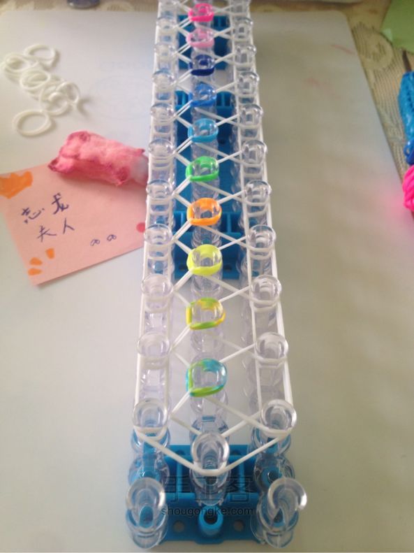 Rainbow loom 纵向交叉彩虹手链 彩虹织机 第12步