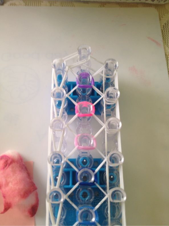 Rainbow loom 纵向交叉彩虹手链 彩虹织机 第16步