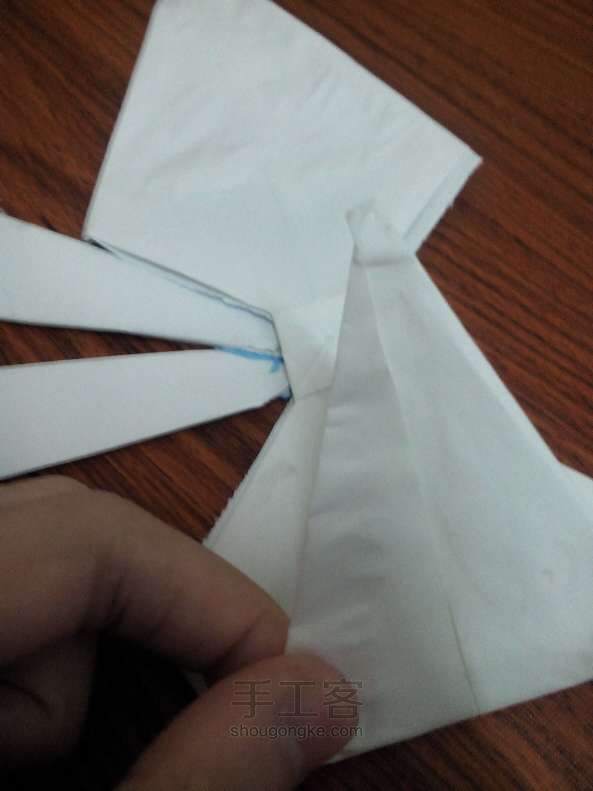 纸折蝴蝶结 折纸教程 第28步
