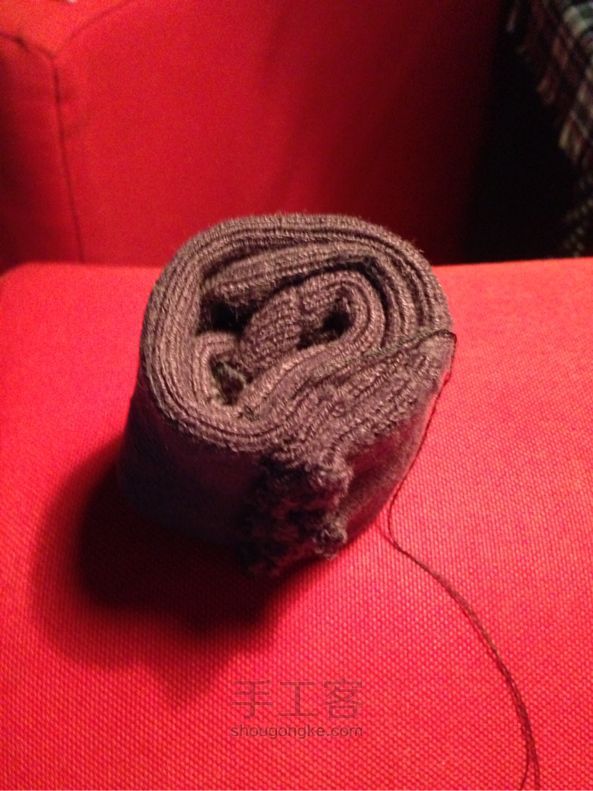 创意DIY 旧毛巾袜的余热 第5步