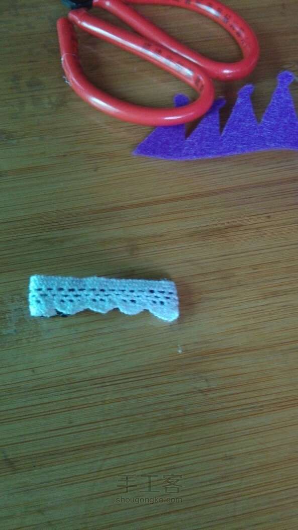 教你制作立体皇冠发夹…宝贝蜜糖超喜欢 第2步