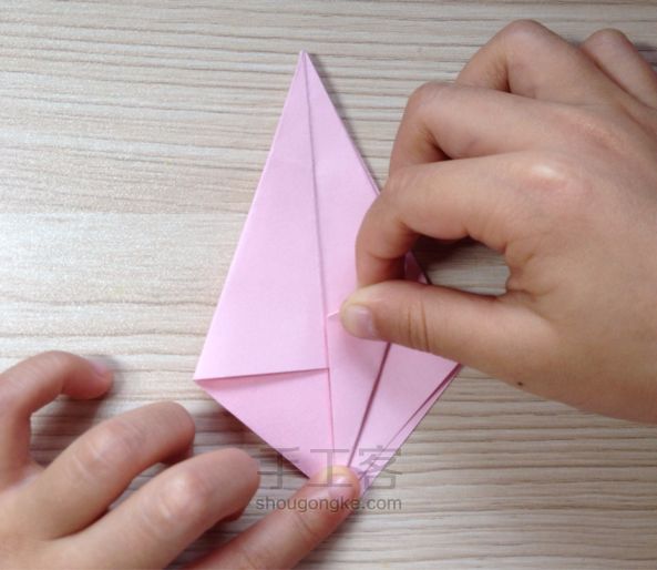百合花  折纸教程 第17步