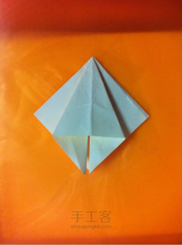 百合花 折纸教程 第8步