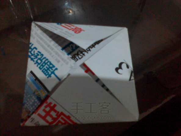 超酷纸飞机 折纸方法 第3步