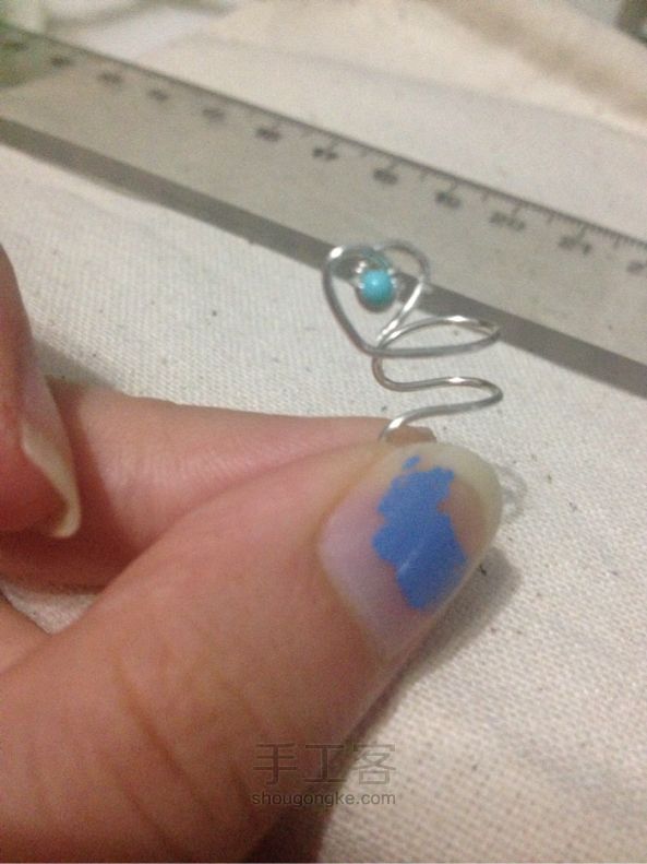 DIY简单美丽的绕线耳骨夹——珠淚 第7步