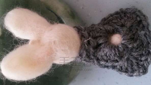 布蕾羊毛毡小物  DIY羊毛毡手工制作教程 第8步