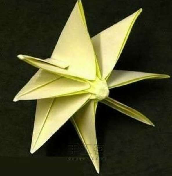 向日葵的折法 折纸教程 第11步