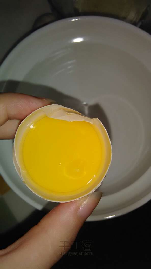 不用电饭煲也能做出的鸡蛋糕  美食教程 第2步